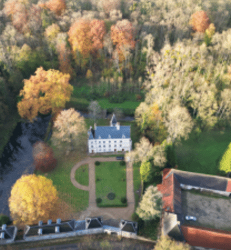 1. Le château vu du dessus