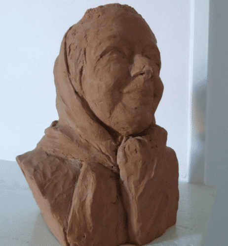 7. Statue de Marguerite Yourcenar